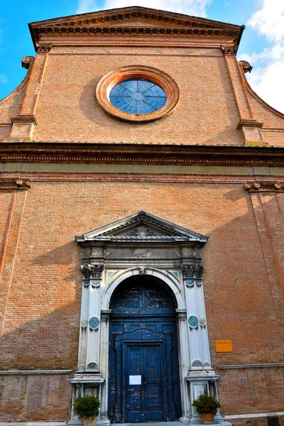 フェラーラのヴァドにあるサンタ マリア大聖堂イタリア — ストック写真