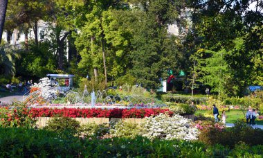 Euroflora çiçeğin bir sergisidir ve süs bitkisi Akdeniz 'de ve Dünya' da 2 Mayıs 2022 Cenova İtalya 'da gerçekleşen ana çiçek sergilerinden biridir.