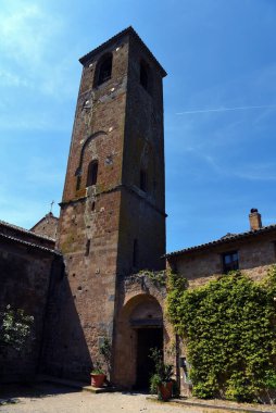 Civita di Bagnoregio Viterbo İtalya 'ya bir göz atalım.