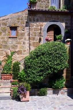Civita di Bagnoregio Viterbo İtalya 'ya bir göz atalım.