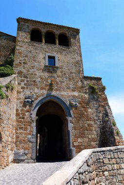 Civita di Bagnoregio Viterbo İtalya 'ya bir göz atalım.