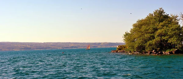 Озеро Больсена Витербо — стоковое фото
