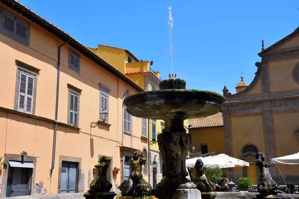 San Giacomo Maggiore Cathedral Square Fountain May 2022 Tuscania — Stockfoto