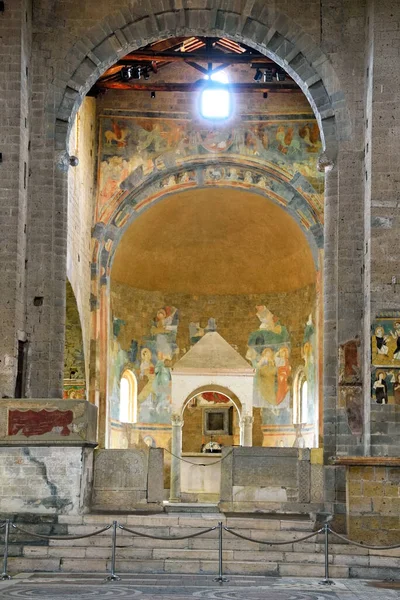 Interior Church San Pietro 11Th Century Romanesque Style May 2022 – stockfoto