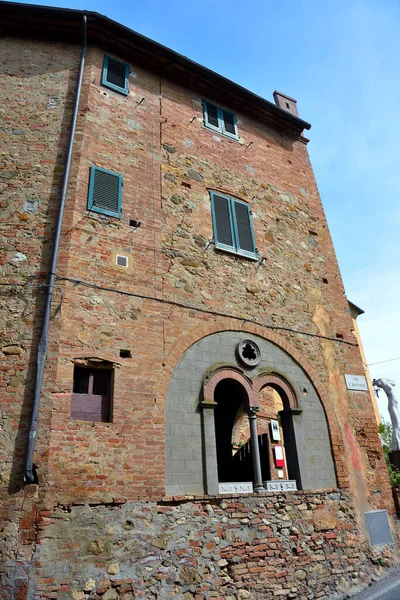 Κάστρο Και Πύργος Lajatico Tuscany Ιταλία — Φωτογραφία Αρχείου