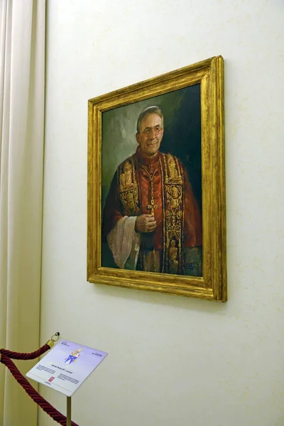 教皇约翰 保罗一世的肖像 天主教村庄博物馆的白化病患者2022年9月11日 — 图库照片