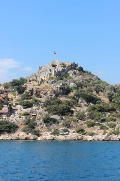 Mediterranean sea and Old Ruins — Stock Photo, Image