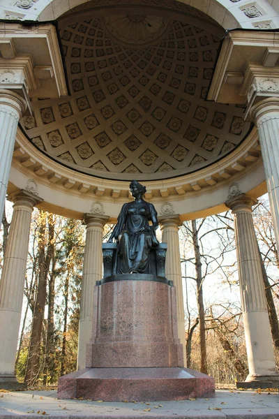 Pavilhão Rossi. Parque de Pavlovsk — Fotografia de Stock