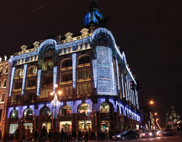 Casa de los Libros en la Noche San Petersburgo . — Foto de Stock