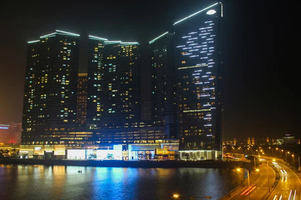 Gece bir merkez binasında Macau — Stok fotoğraf