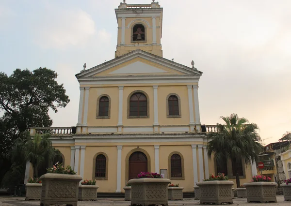 Vår Fru av carmel kyrkan i solnedgången, macau — Stockfoto