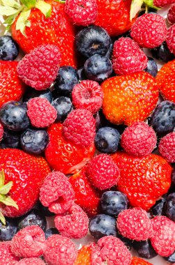 yaban mersini, çilek ve bilberry