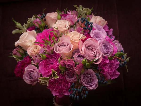 Violette palette wedding bouquet — Stock Photo, Image