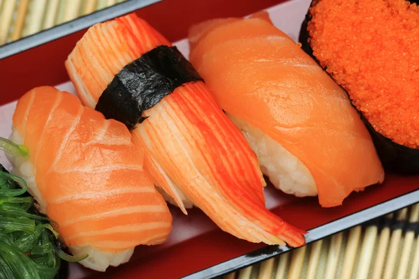 Delizioso sushi giapponese — Foto Stock