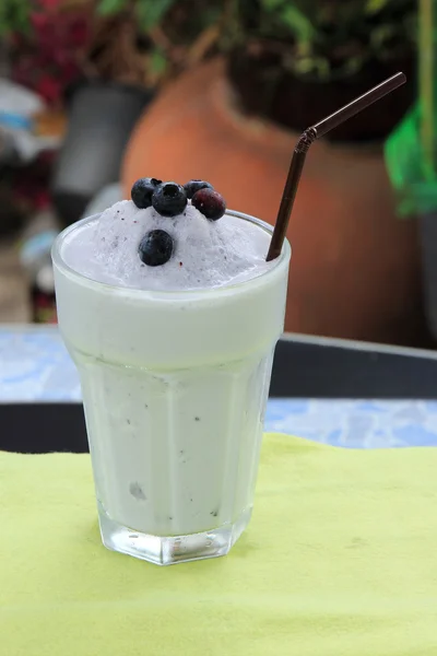 Blueberry milk shake — Stock Photo, Image