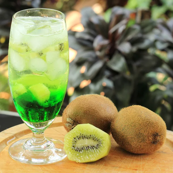 Jus de kiwi Soda — Photo