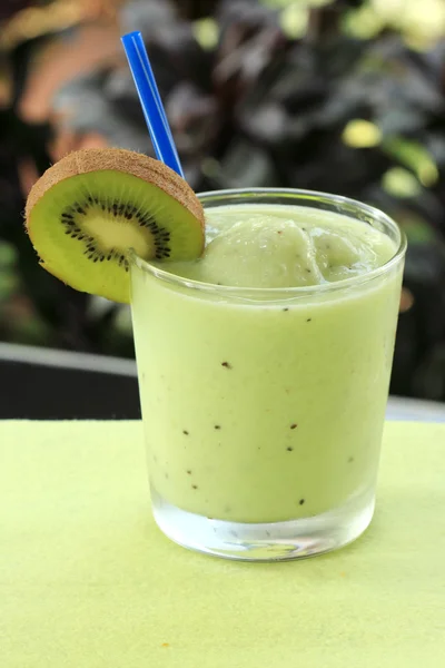 Kiwi-Smoothie — Stockfoto