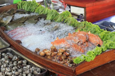 taze deniz ürünleri