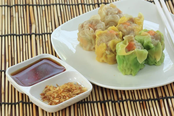 Dumpling con corriente china —  Fotos de Stock