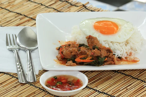 Panang hovězí a parní rýže — Stock fotografie