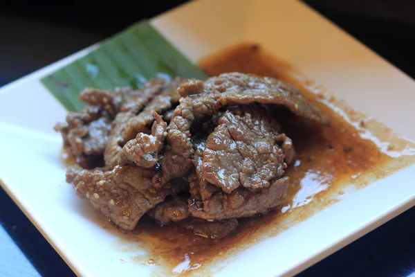 Carne barbacoa salteado —  Fotos de Stock