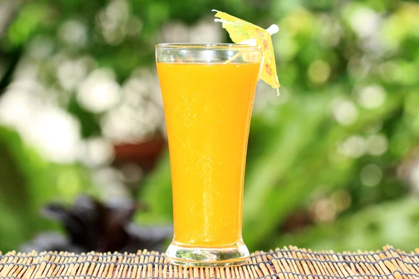 Glas Orangensaft — Stockfoto