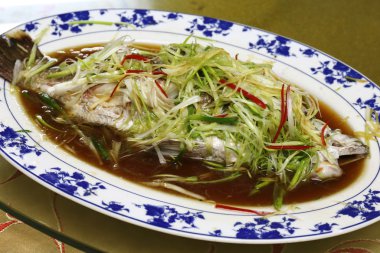 Soya soslu buğulama levrek balığı 