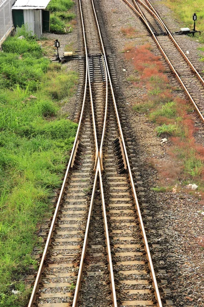 Passagem da linha ferroviária — Fotografia de Stock