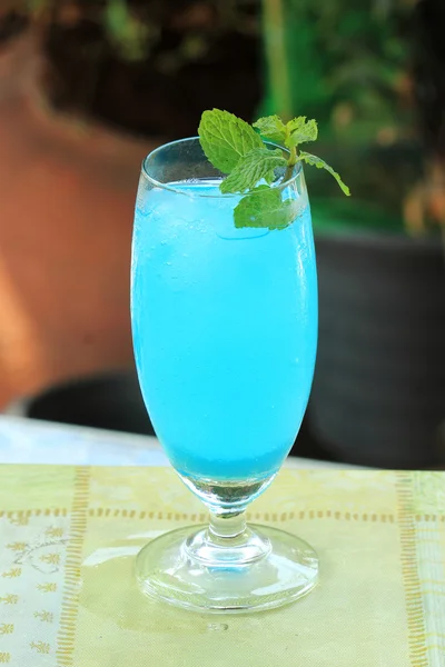 Blauwe Hawaiiaanse cocktail — Stockfoto