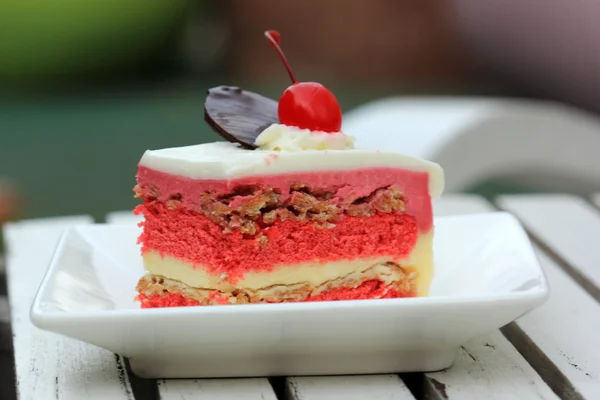 Bolo de camada de morango — Fotografia de Stock