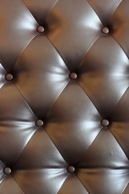 kahverengi kadife yastık