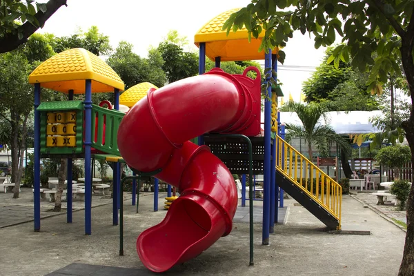 Bunter Spielplatz — Stockfoto