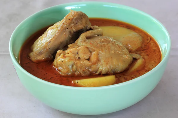 Chicken yellow curry — Stockfoto
