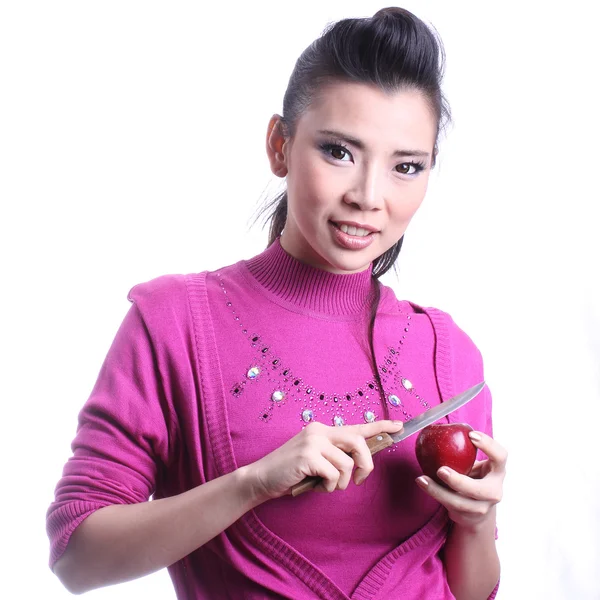 Asiático mulher invólucro maçã — Fotografia de Stock