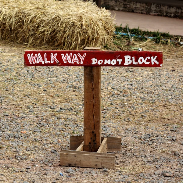 Camino a pie no bloquear — Foto de Stock
