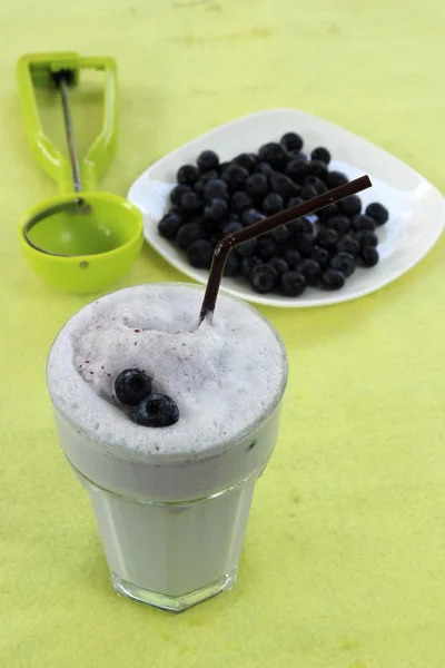 Blueberry milk shake — Stock Photo, Image