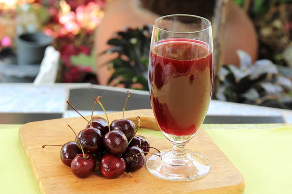 Cherry juice — Stock Photo, Image