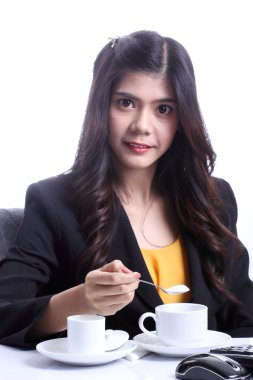 kadın ofiste having kahvaltı