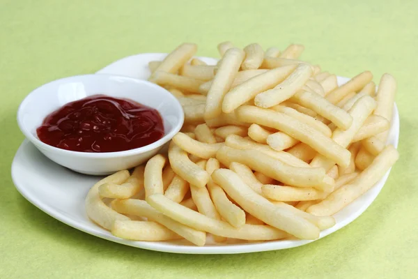 Potatoes fries with ketchup — Stock Photo, Image