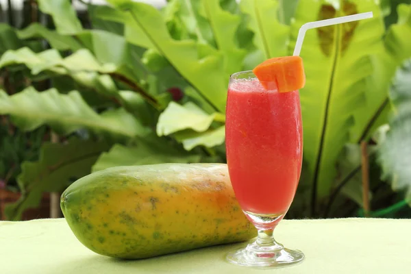 Papaya smoothies — Stock Photo, Image