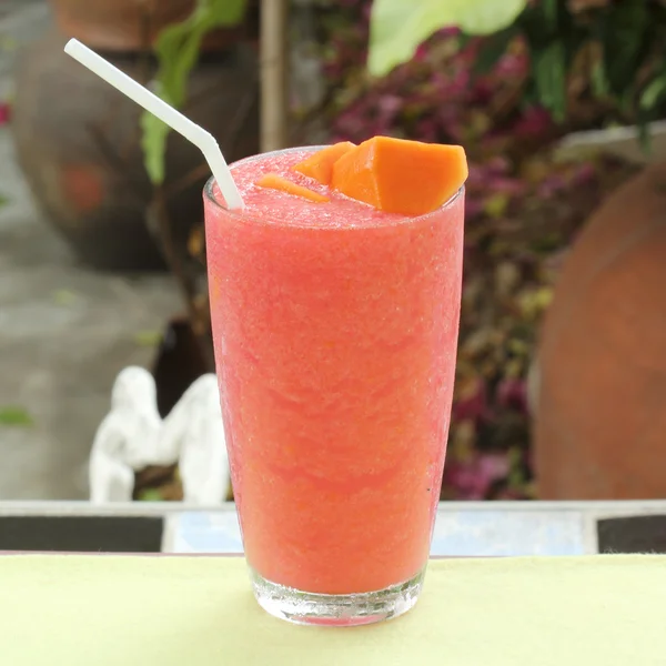 Papaya smoothies — Stock Photo, Image