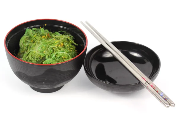 Японские водоросли в чашке i — стоковое фото