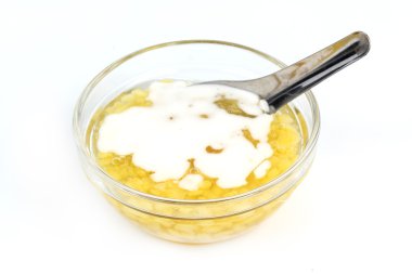 Hindistan cevizi krem sütlü tatlı sarı fasulye ezmesi