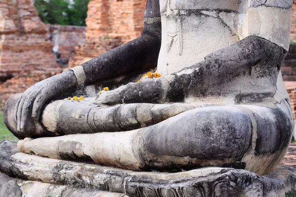 Old stucco Buddha hands — Stock Photo, Image