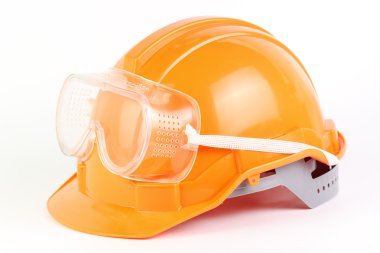 Turuncu güvenlik kask ve gözlük