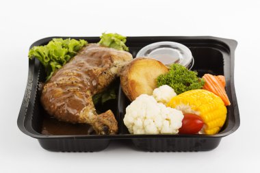 kara biber soslu kızarmış tavuk