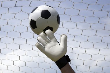 ulaşan ayak topu kaleci 's hands 