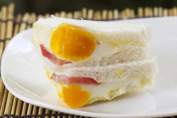 Egg and Ham Sandwich — Stock Photo, Image