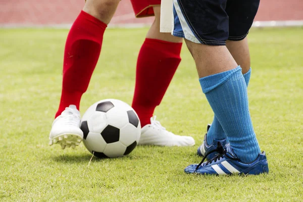 Voetbalspeler aangevallen — Stockfoto