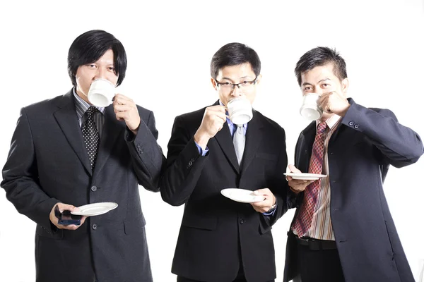 Tre asiatici uomo d'affari con pausa caffè — Foto Stock